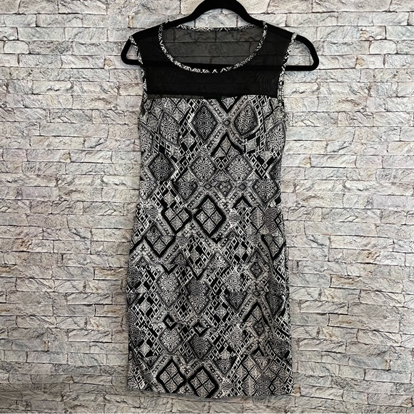 Enfocus studio pleated, layered silhouette dress - Picture 2 of 9